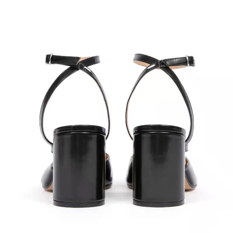 Célie Tabi Split-toe Sandal